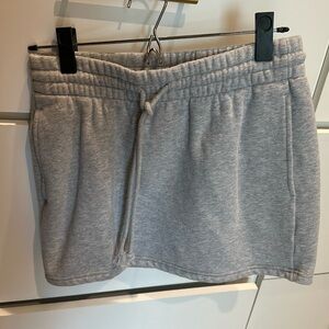 Aritzia tna fleece skirt